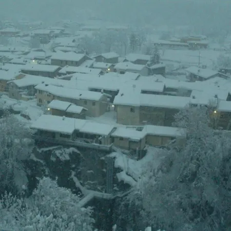 Bed & Breakfast Pisolo E I Persi Pien Roccasparvera